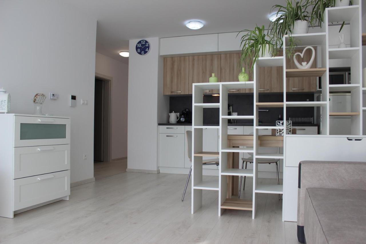 Leo Apartment Free Parking!!! براتسيلافا المظهر الخارجي الصورة
